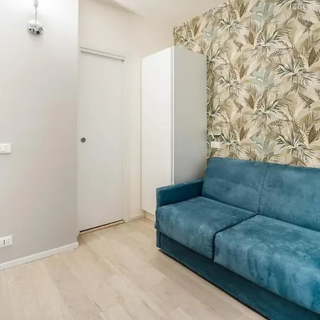Italianway Apartment *
